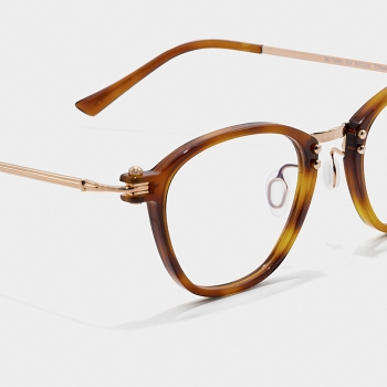 Kính mắt Tavat vuông gọng lệch màu súng trà